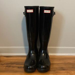 Black Matte Hunter Boots